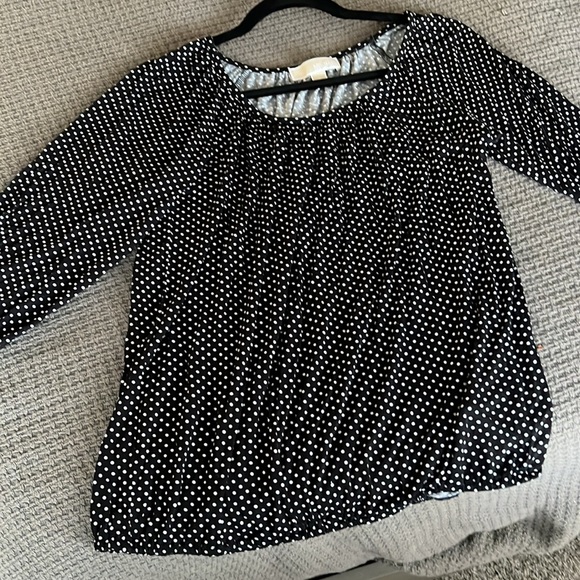 Women’s Michael Kors Long Sleeve Stretchy Polka Dot Long Sleeve Blouse Size S - Picture 4 of 7